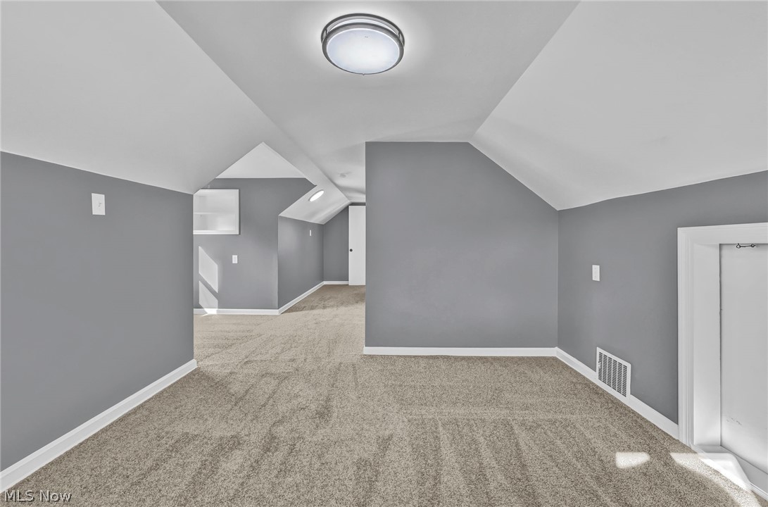 612 North Street Brooklyn Heights OH 44131