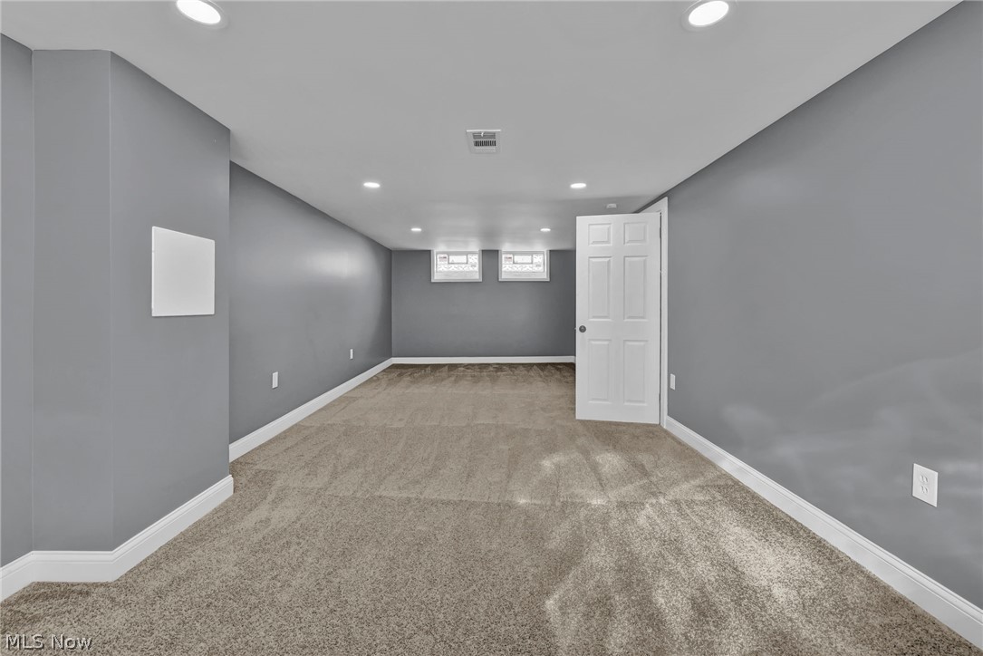 612 North Street Brooklyn Heights OH 44131