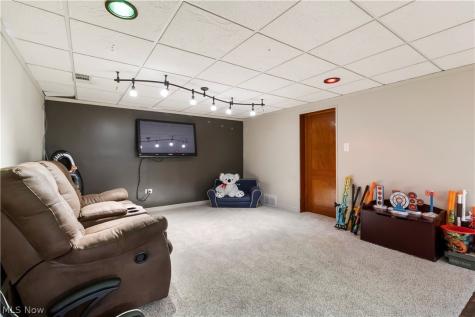 150 Sharmont Drive Steubenville OH 43952