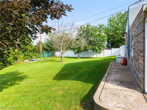 150 Sharmont Drive Steubenville OH 43952