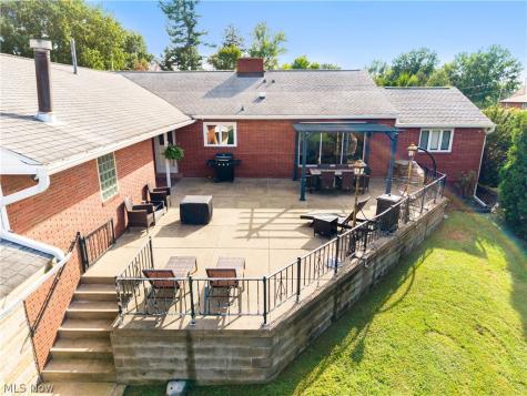 150 Sharmont Drive Steubenville OH 43952
