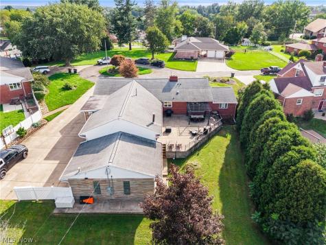150 Sharmont Drive Steubenville OH 43952