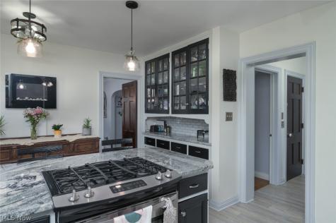 228 Kenwick Drive Akron OH 44313