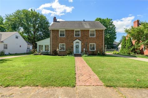 228 Kenwick Drive Akron OH 44313