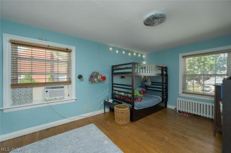 228 Kenwick Drive Akron OH 44313