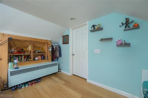 228 Kenwick Drive Akron OH 44313