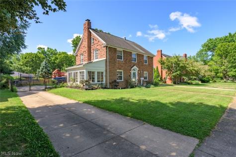 228 Kenwick Drive Akron OH 44313