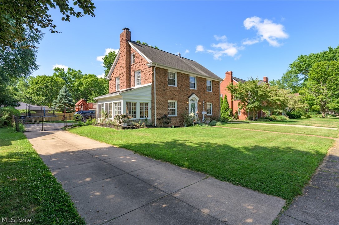 228 Kenwick Drive Akron OH 44313