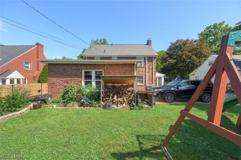 228 Kenwick Drive Akron OH 44313