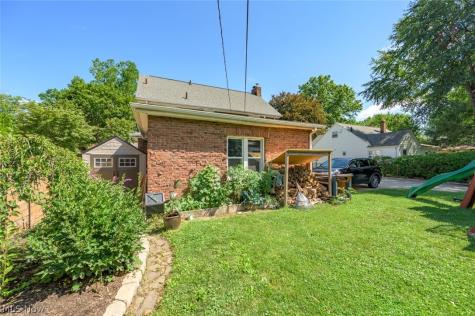 228 Kenwick Drive Akron OH 44313