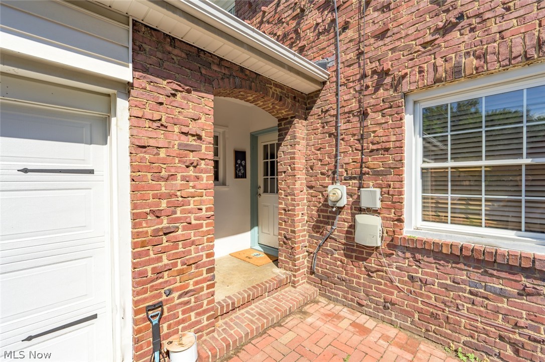 228 Kenwick Drive Akron OH 44313