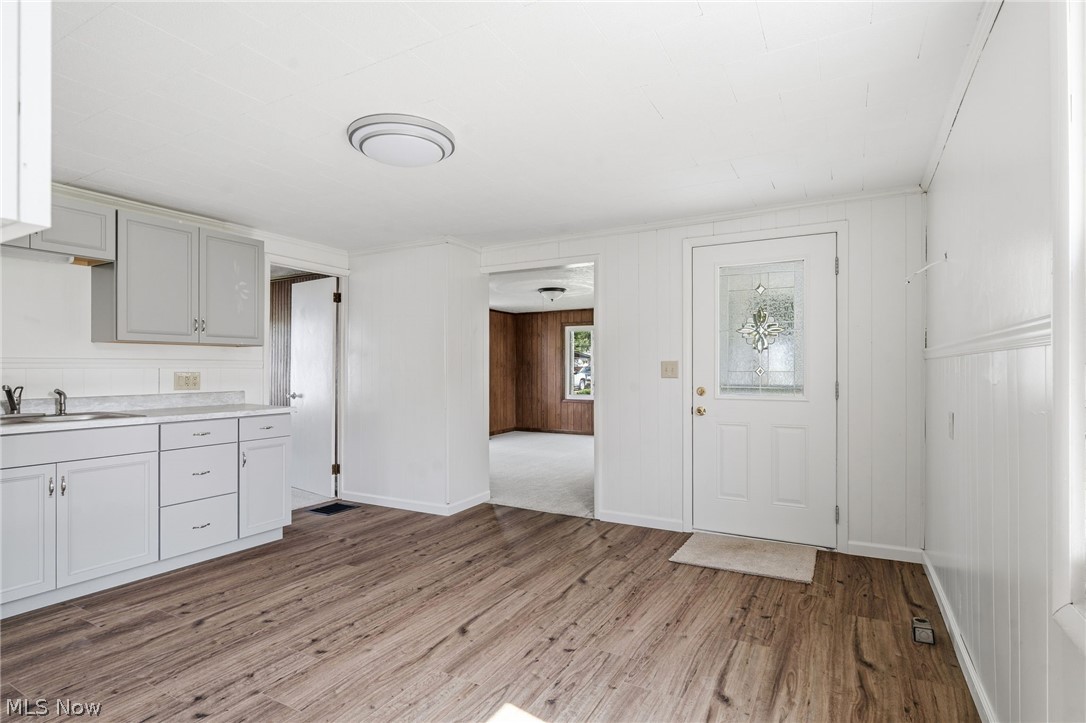4754 Rutledge Street Midvale OH 44653