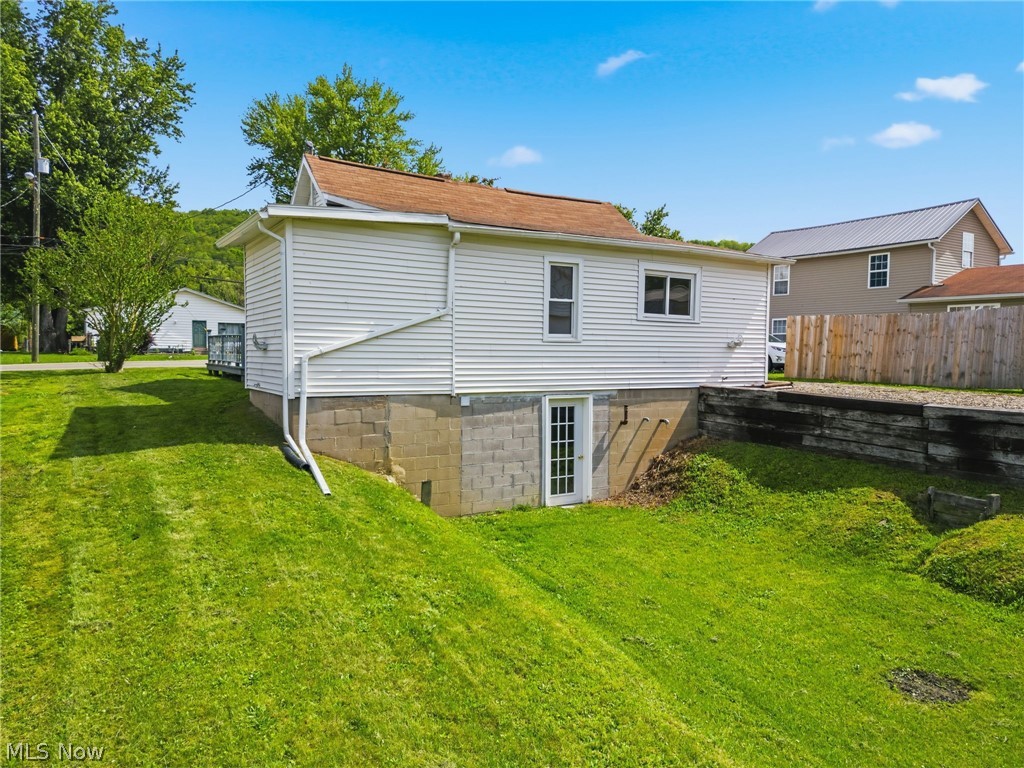4754 Rutledge Street Midvale OH 44653