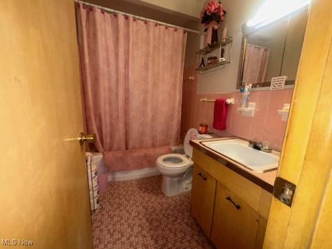 9717 Alexander Road Garfield Heights OH 44125