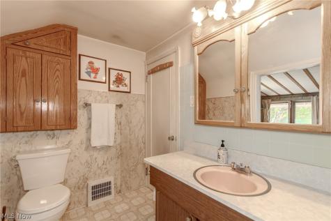 4550 Lilac Road South Euclid OH 44121