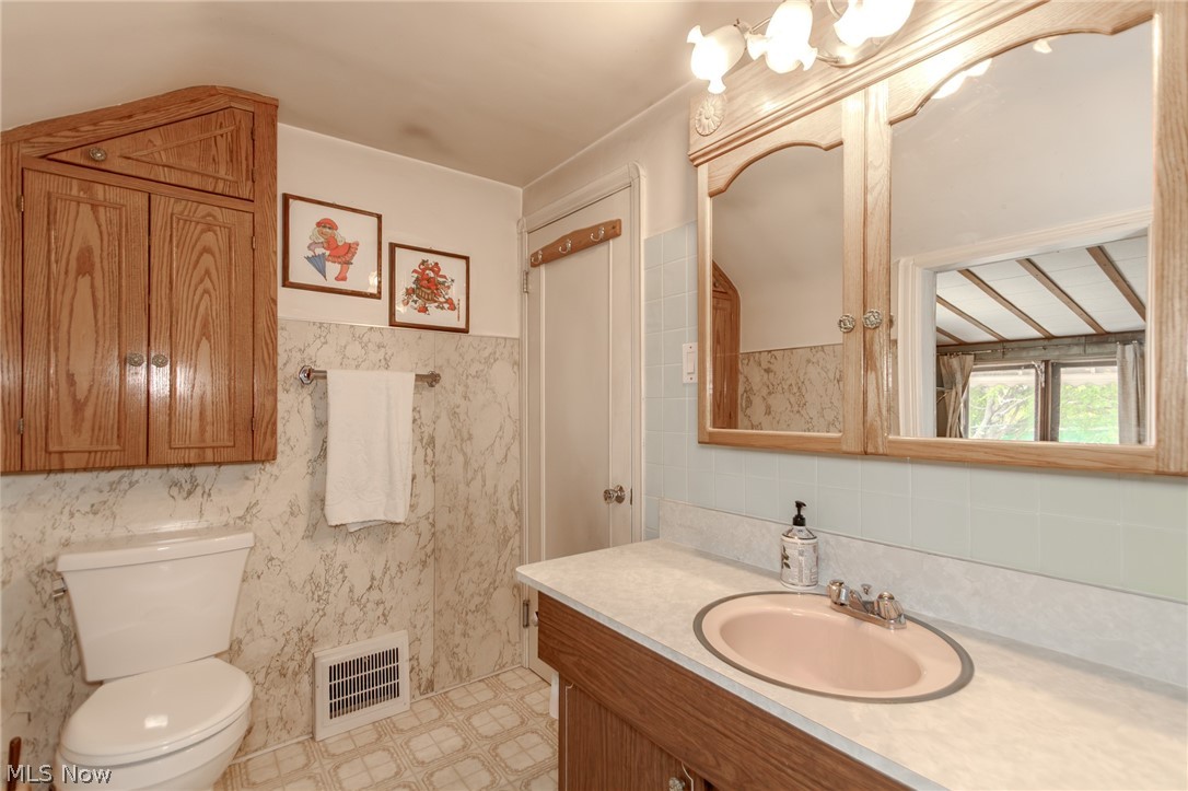 4550 Lilac Road South Euclid OH 44121