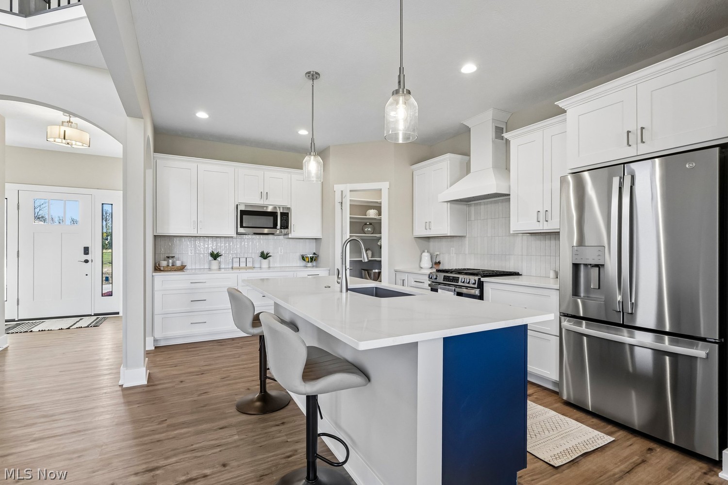 2287 NW Ledgestone Drive NW Uniontown OH 44685