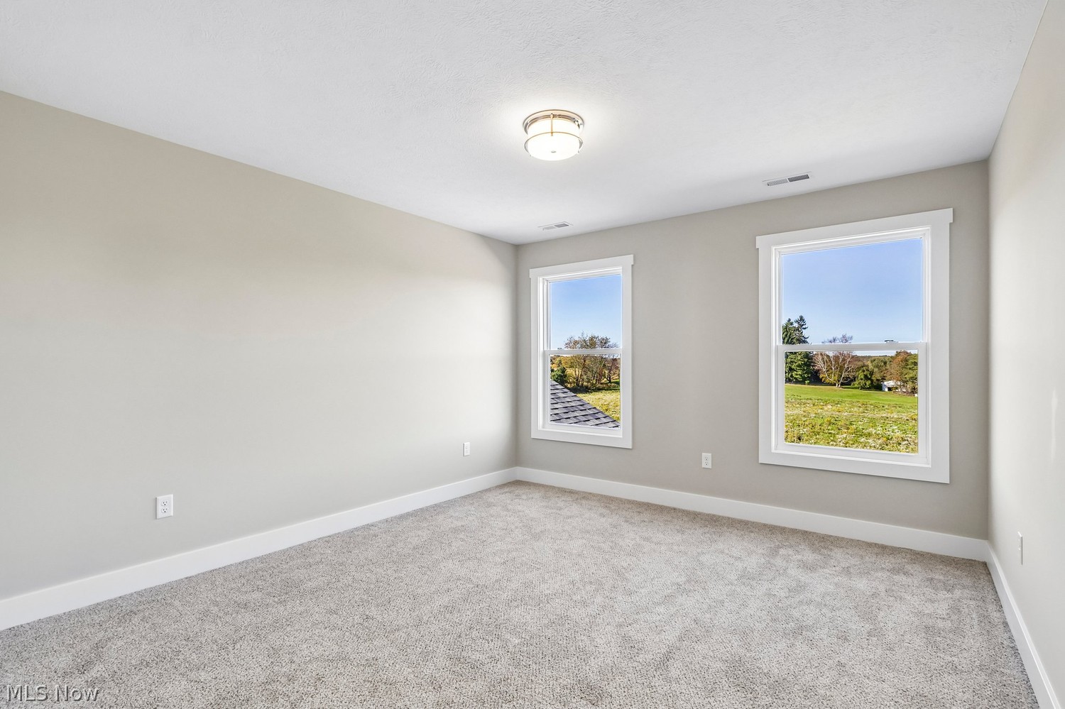 2287 NW Ledgestone Drive NW Uniontown OH 44685