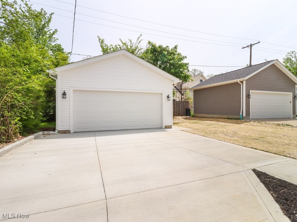 3516 Hildana Road Shaker Heights OH 44120