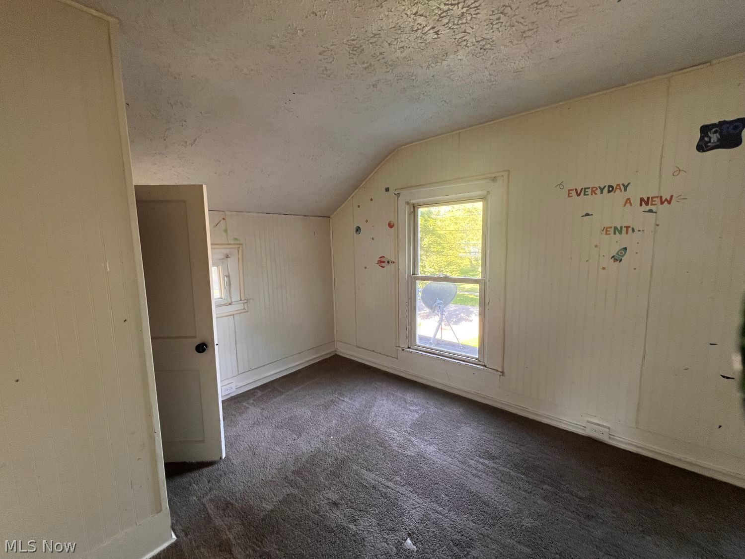 417 Courtland Street Wellington OH 44090