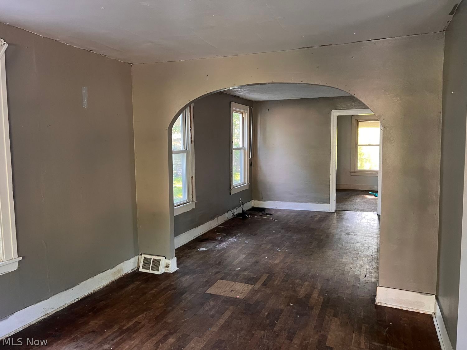 417 Courtland Street Wellington OH 44090