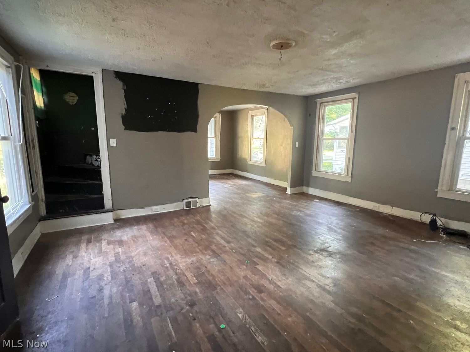 417 Courtland Street Wellington OH 44090
