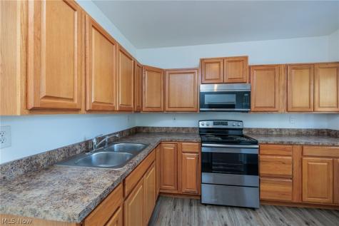 655 E Erie Avenue Lorain OH 44052