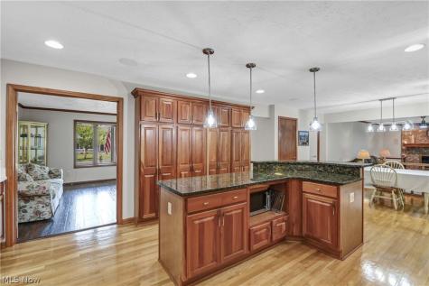 5609 Ely Vista Drive Parma OH 44129
