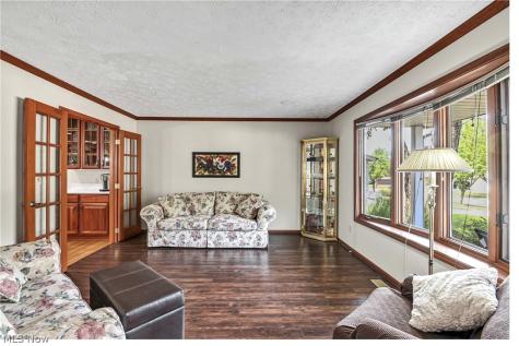 5609 Ely Vista Drive Parma OH 44129
