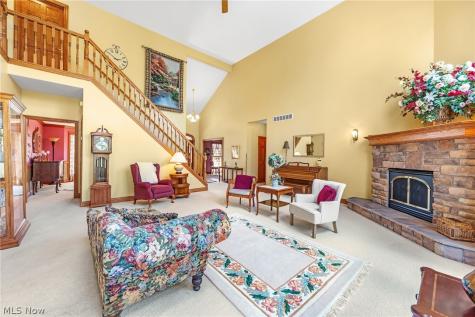 1575 Cornerstone Street SW Hartville OH 44632