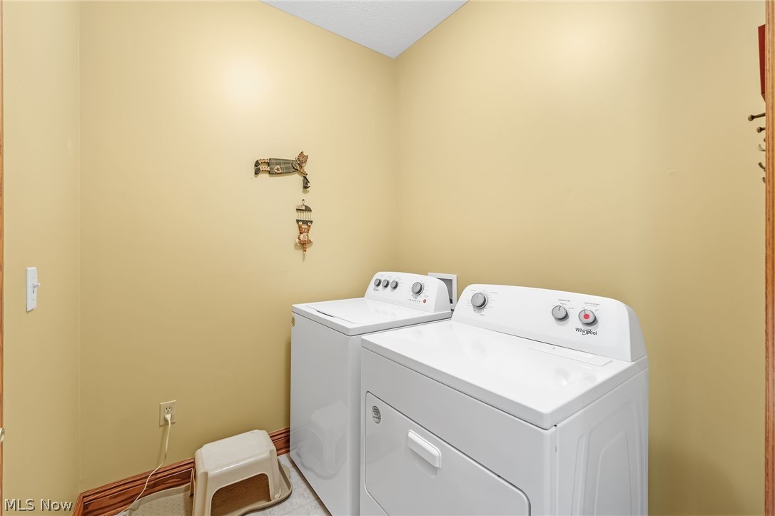 1575 Cornerstone Street SW Hartville OH 44632