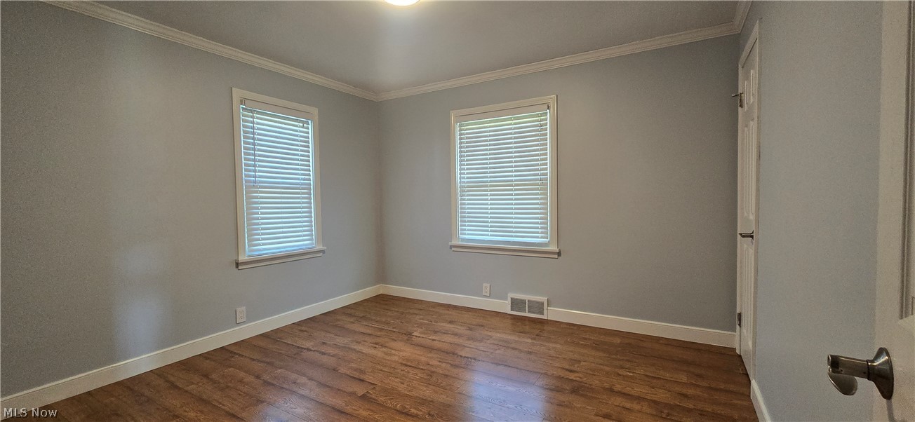 4649 Roosevelt Avenue NE Canton OH 44705