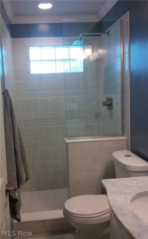 4649 Roosevelt Avenue NE Canton OH 44705