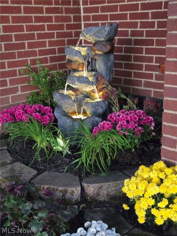 4649 Roosevelt Avenue NE Canton OH 44705