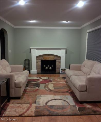 4649 Roosevelt Avenue NE Canton OH 44705