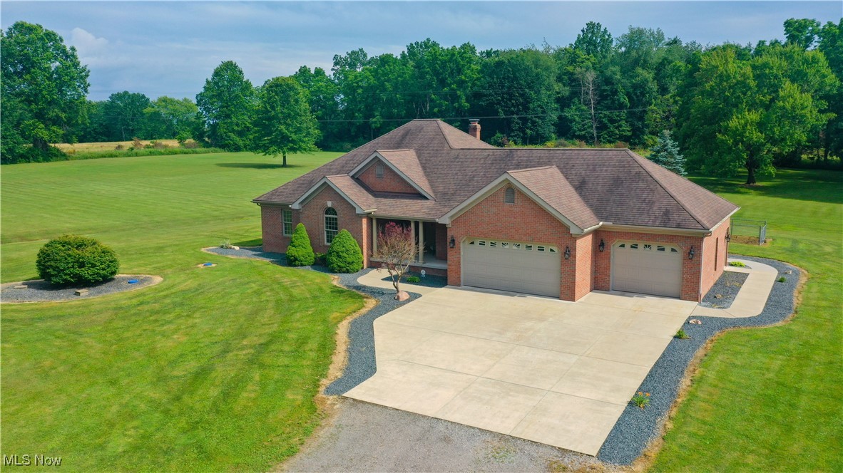 4901 New Castle Road Lowellville OH 44436