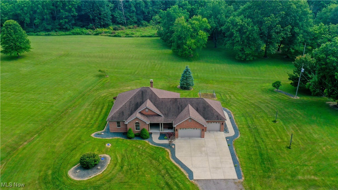 4901 New Castle Road Lowellville OH 44436