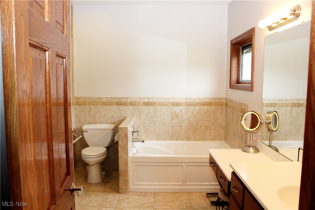 4901 New Castle Road Lowellville OH 44436