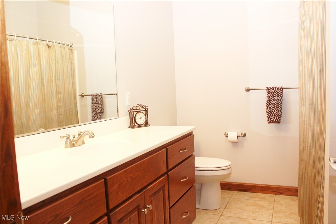 4901 New Castle Road Lowellville OH 44436