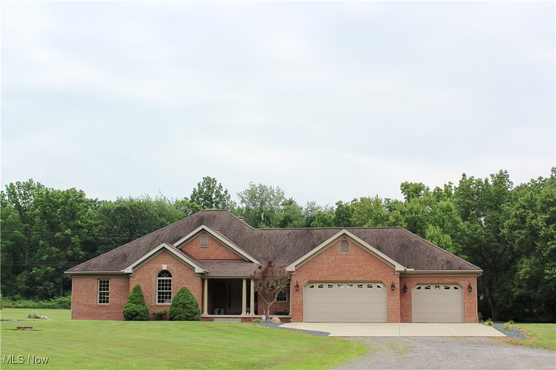 4901 New Castle Road Lowellville OH 44436
