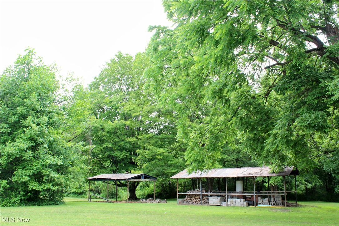 4901 New Castle Road Lowellville OH 44436