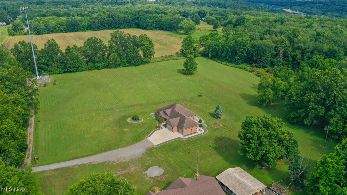 4901 New Castle Road Lowellville OH 44436