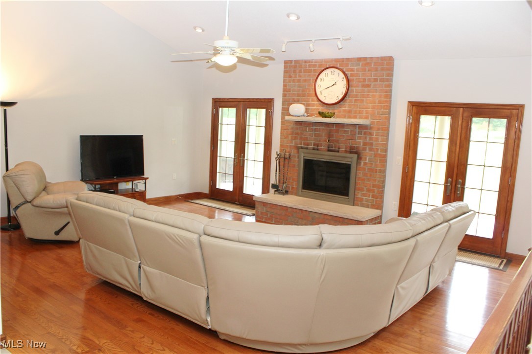 4901 New Castle Road Lowellville OH 44436