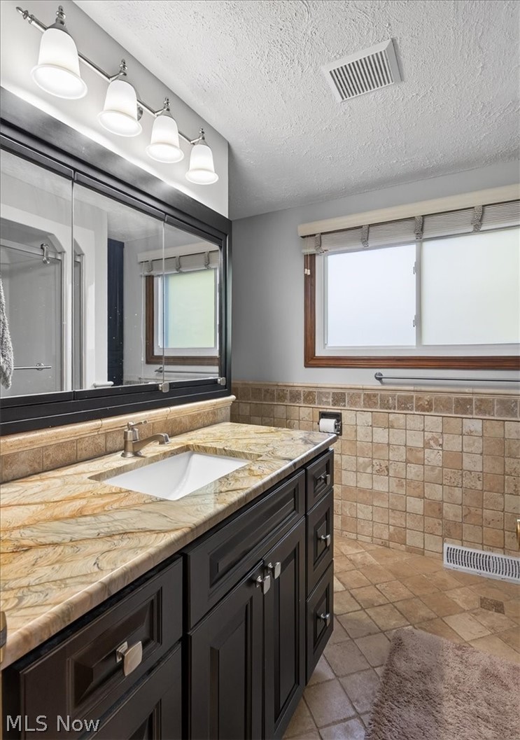 8230 Yorkshire Drive Mentor OH 44060