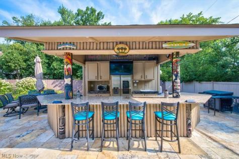8230 Yorkshire Drive Mentor OH 44060