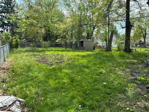 4960 Farnhurst Road Lyndhurst OH 44124
