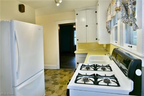 351 Marmion Avenue Youngstown OH 44507