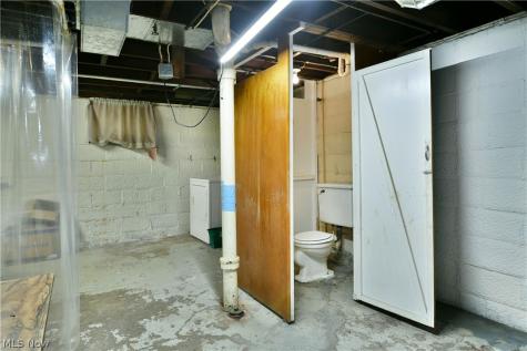 351 Marmion Avenue Youngstown OH 44507