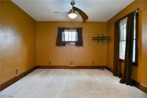 351 Marmion Avenue Youngstown OH 44507