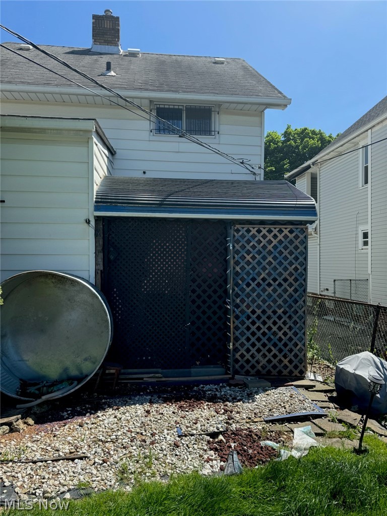 10913 Greenwich Avenue Cleveland OH 44105
